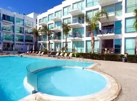 아파트 Beachfront Seaview 파라림니
