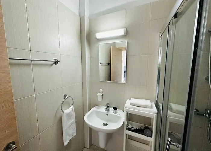 Апартаменты Beachfront Seaview